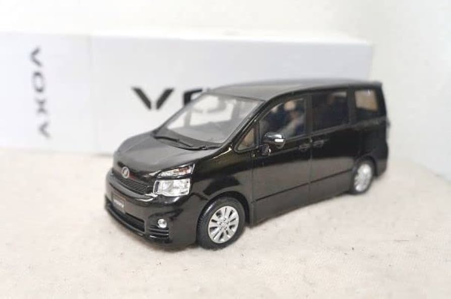 トヨタ VOXY 24分の1 ミニカー トヨタ VOXY 24分の1 ミニカー